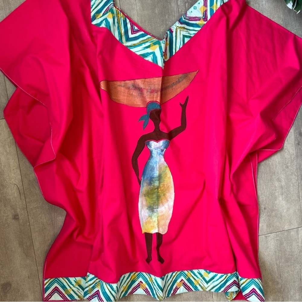 New African Artisan Painted Poncho Top Womenโs One Size Vibrant Cultural Beauty